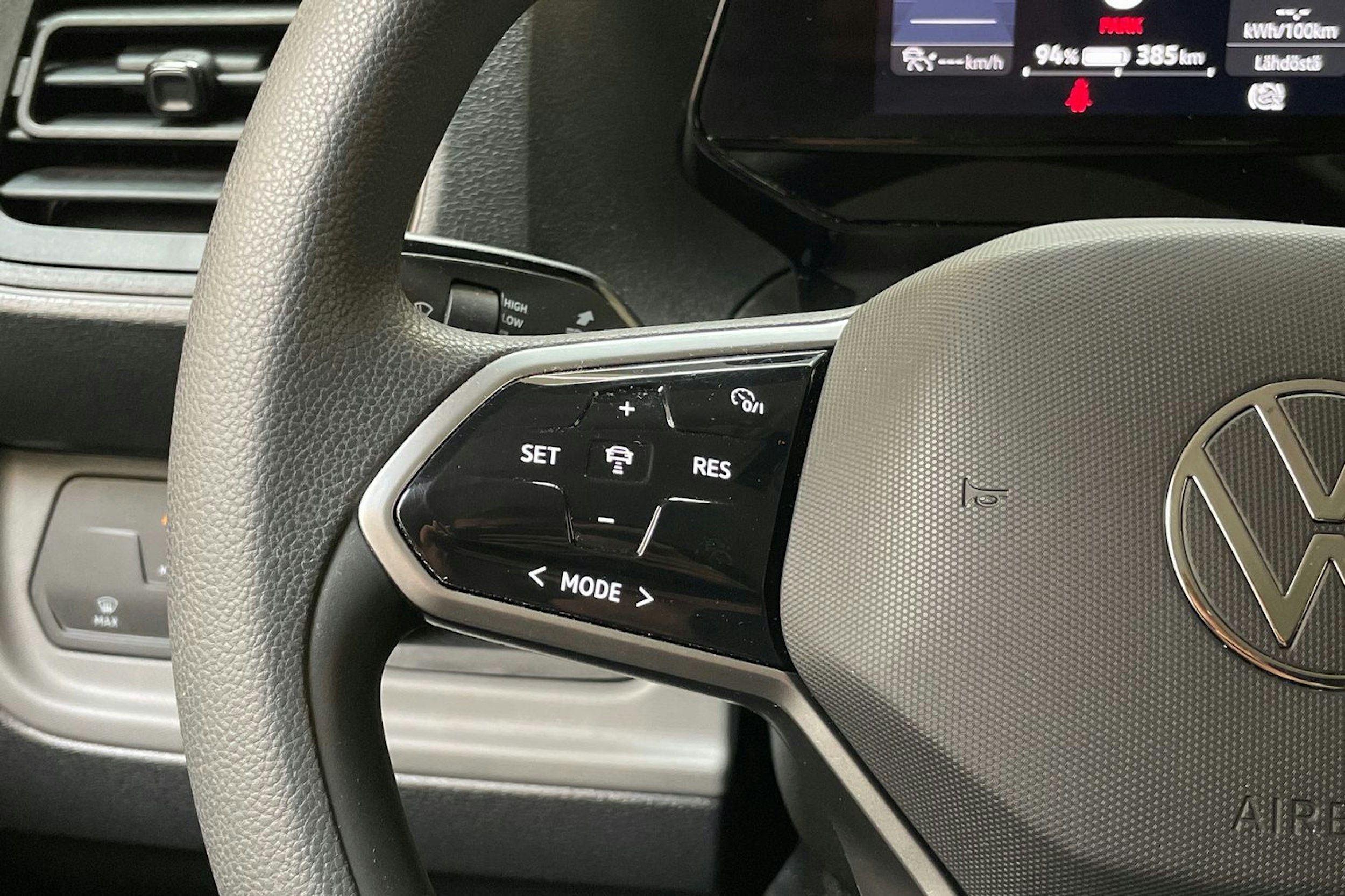 valkoinen Volkswagen ID. Buzz Cargo 2023 kuva 19.