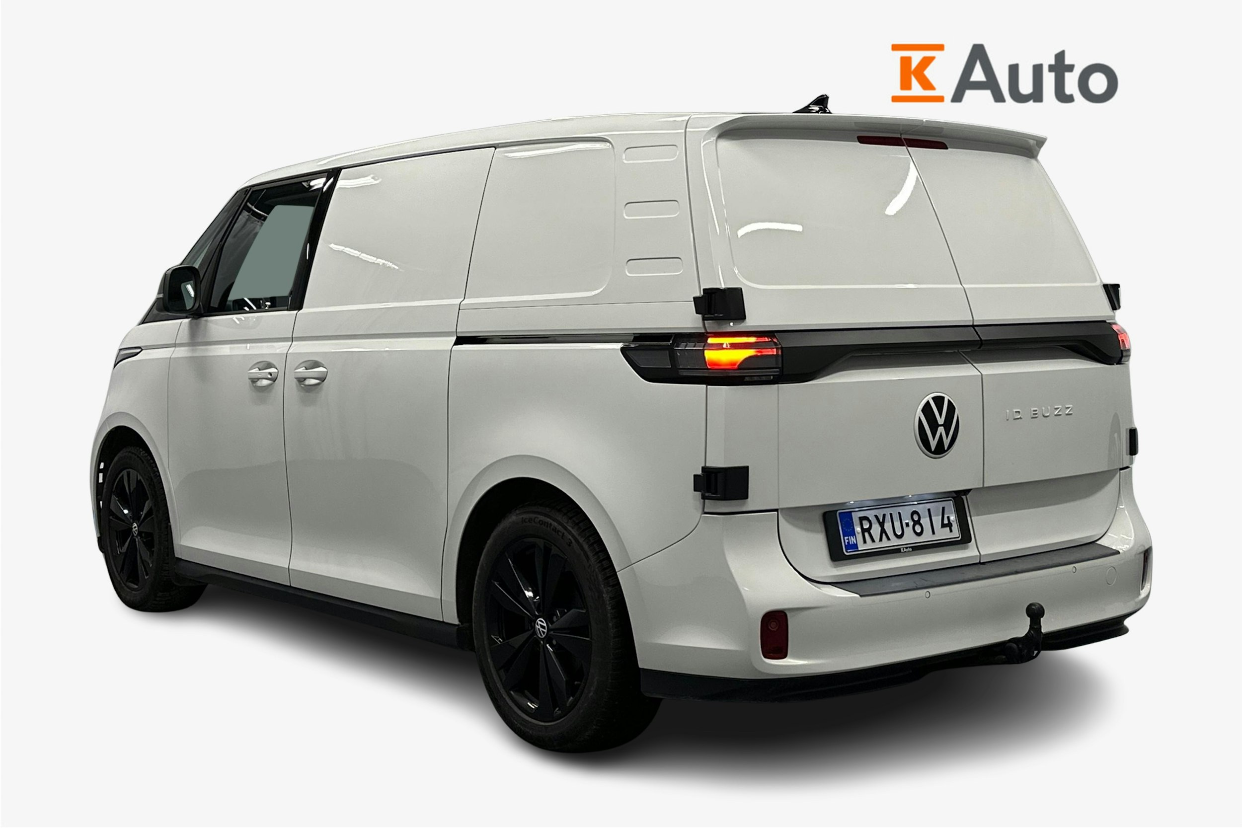 valkoinen Volkswagen ID. Buzz Cargo 2023 kuva 29.