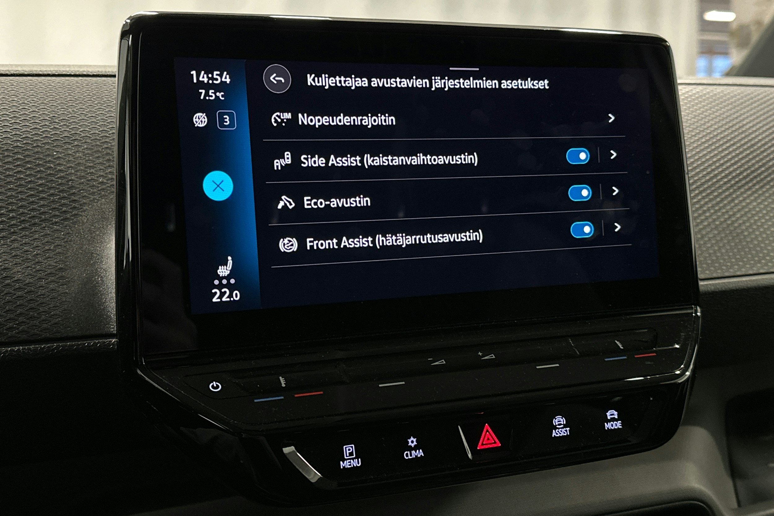 valkoinen Volkswagen ID. Buzz Cargo 2023 kuva 50.