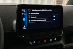 valkoinen Volkswagen ID. Buzz Cargo 2023 kuva 25.