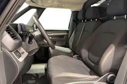 sininen Volkswagen ID. Buzz Cargo 2023 kuva 8.