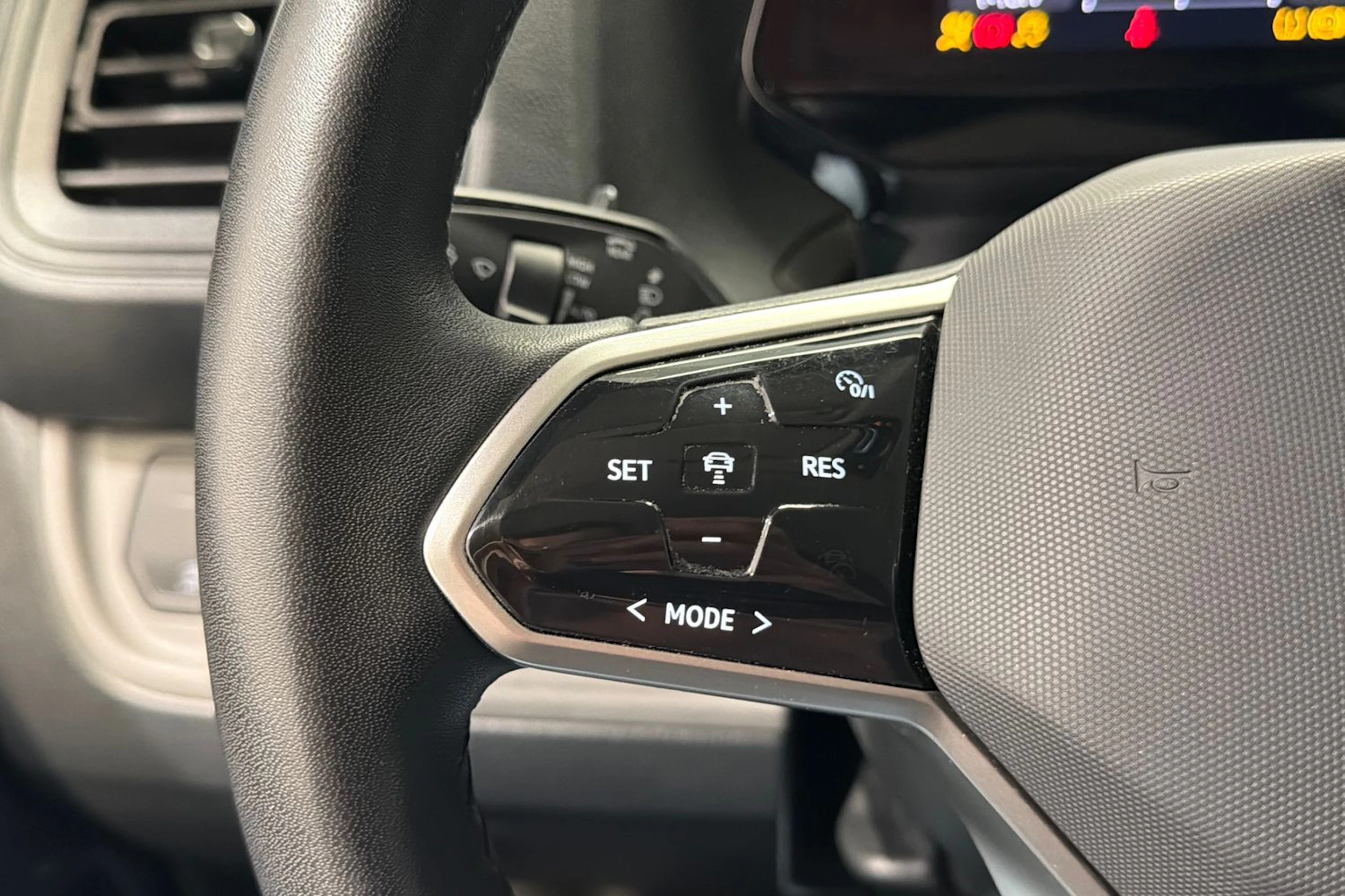 sininen Volkswagen ID. Buzz Cargo 2023 kuva 13.