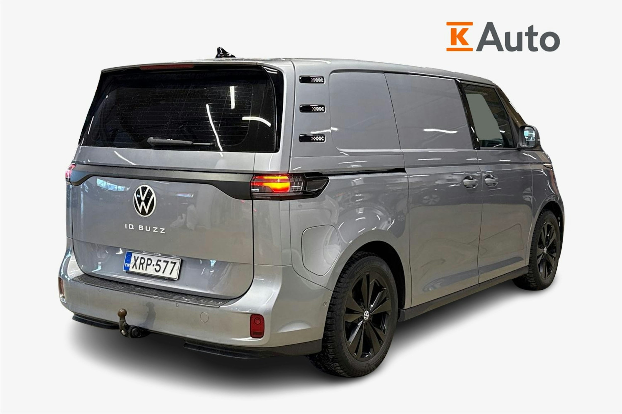 met. harmaa Volkswagen ID. Buzz Cargo 2023 kuva 3.