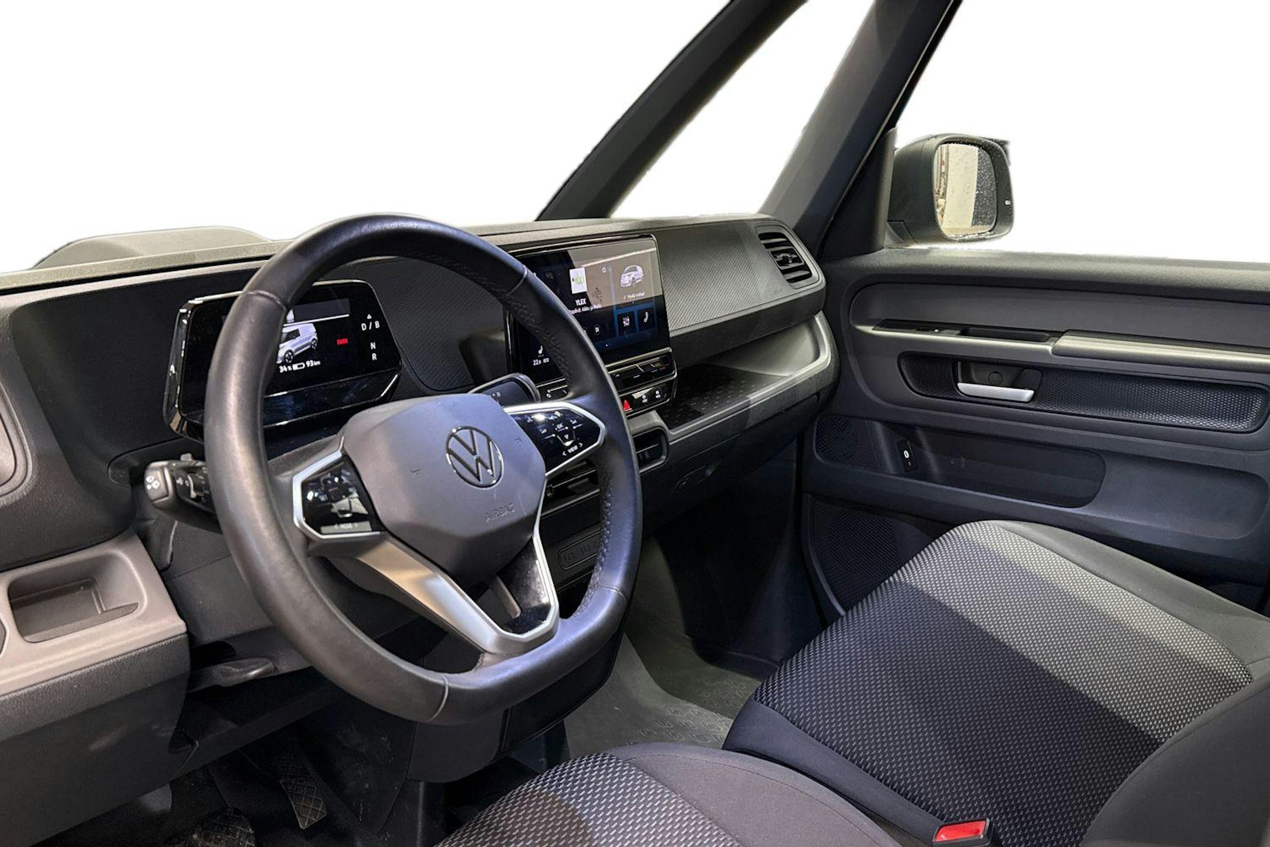 met. harmaa Volkswagen ID. Buzz Cargo 2023 kuva 9.