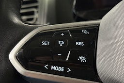 met. harmaa Volkswagen ID. Buzz Cargo 2023 kuva 16.