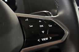 met. harmaa Volkswagen ID. Buzz Cargo 2023 kuva 17.