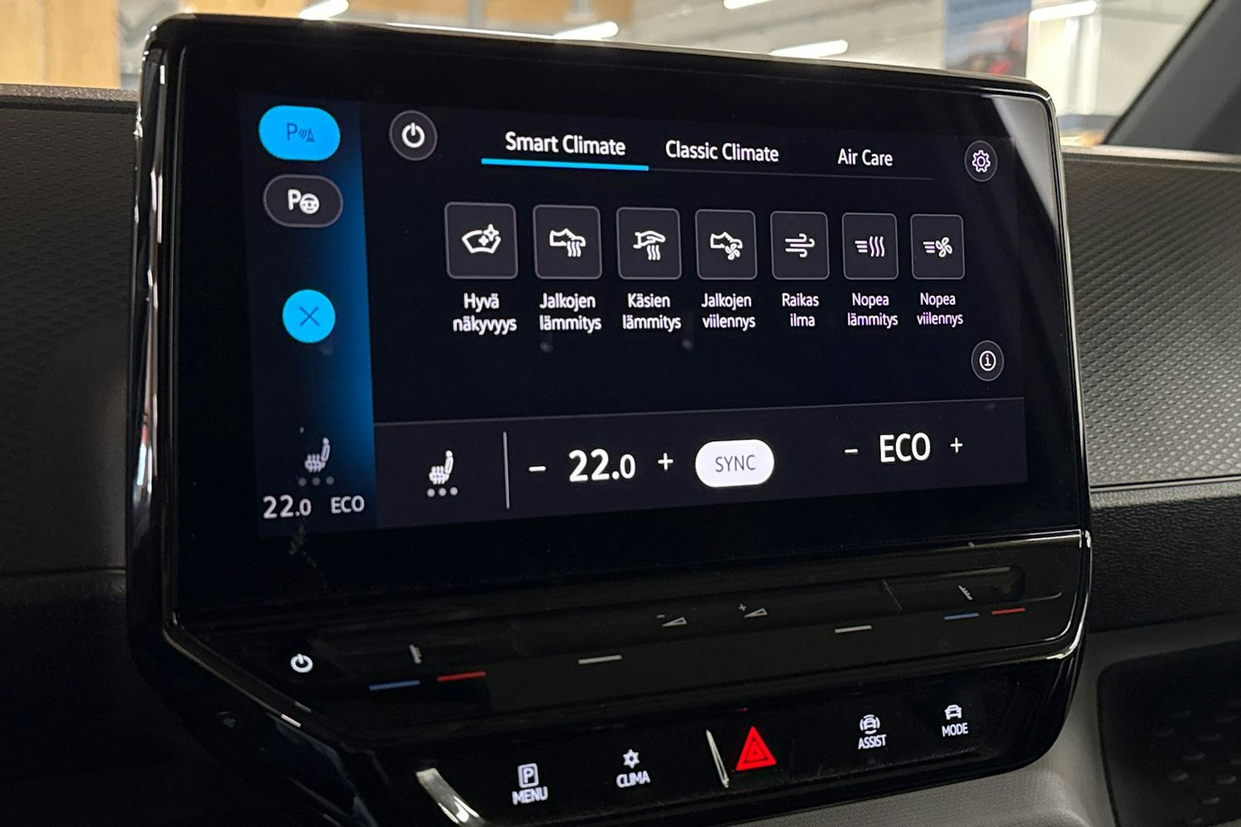 met. harmaa Volkswagen ID. Buzz Cargo 2023 kuva 29.