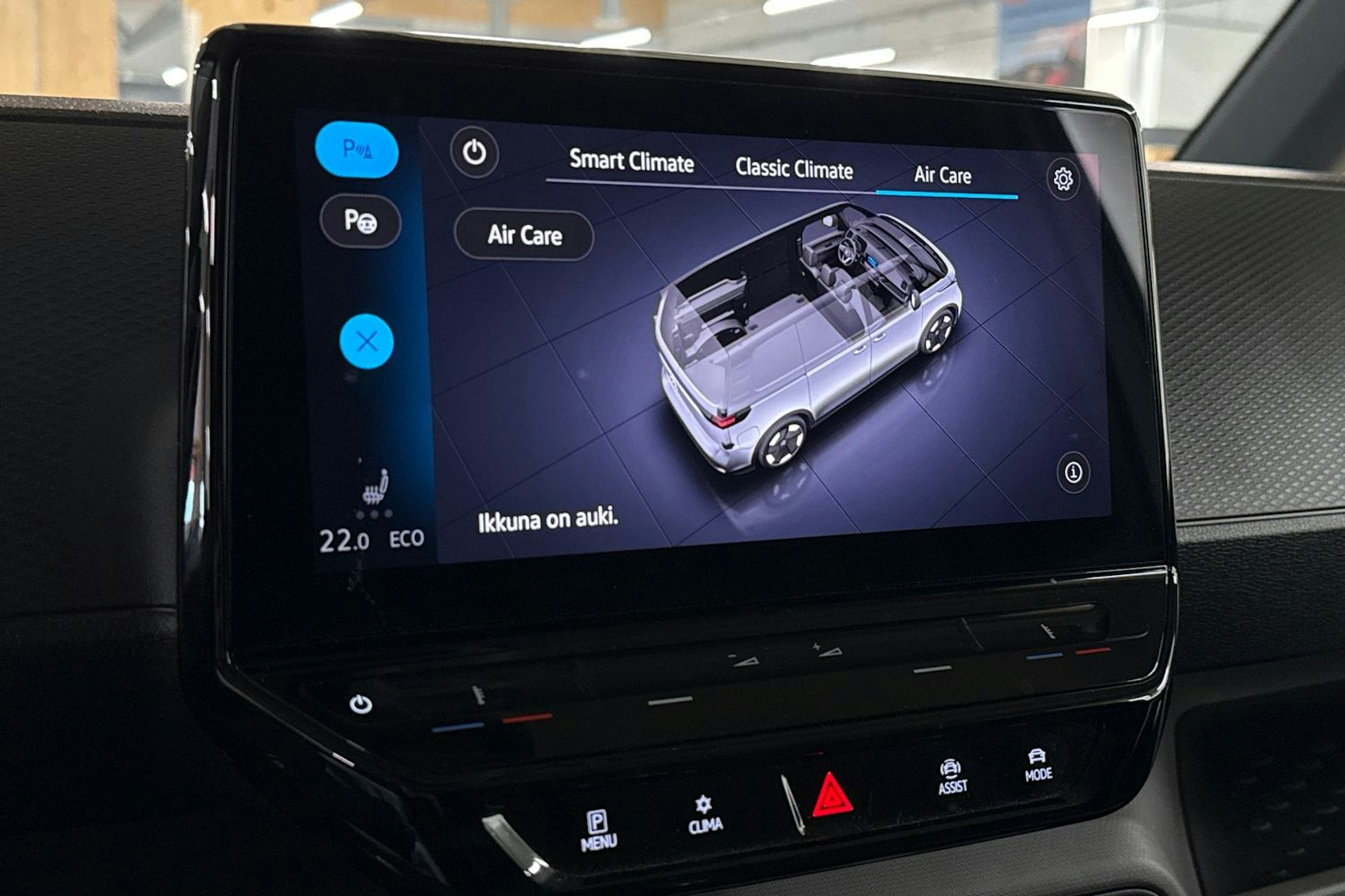 met. harmaa Volkswagen ID. Buzz Cargo 2023 kuva 30.