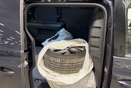 sininen Volkswagen ID. Buzz Cargo 2023 kuva 10.