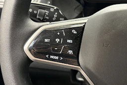 sininen Volkswagen ID. Buzz Cargo 2023 kuva 13.