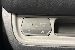 sininen Volkswagen ID. Buzz Cargo 2023 kuva 15.