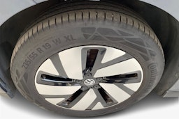 sininen Volkswagen ID. Buzz Cargo 2023 kuva 11.