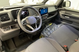 met. sininen Volkswagen ID. Buzz Cargo 2024 kuva 7.