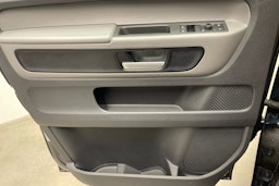met. sininen Volkswagen ID. Buzz Cargo 2024 kuva 15.