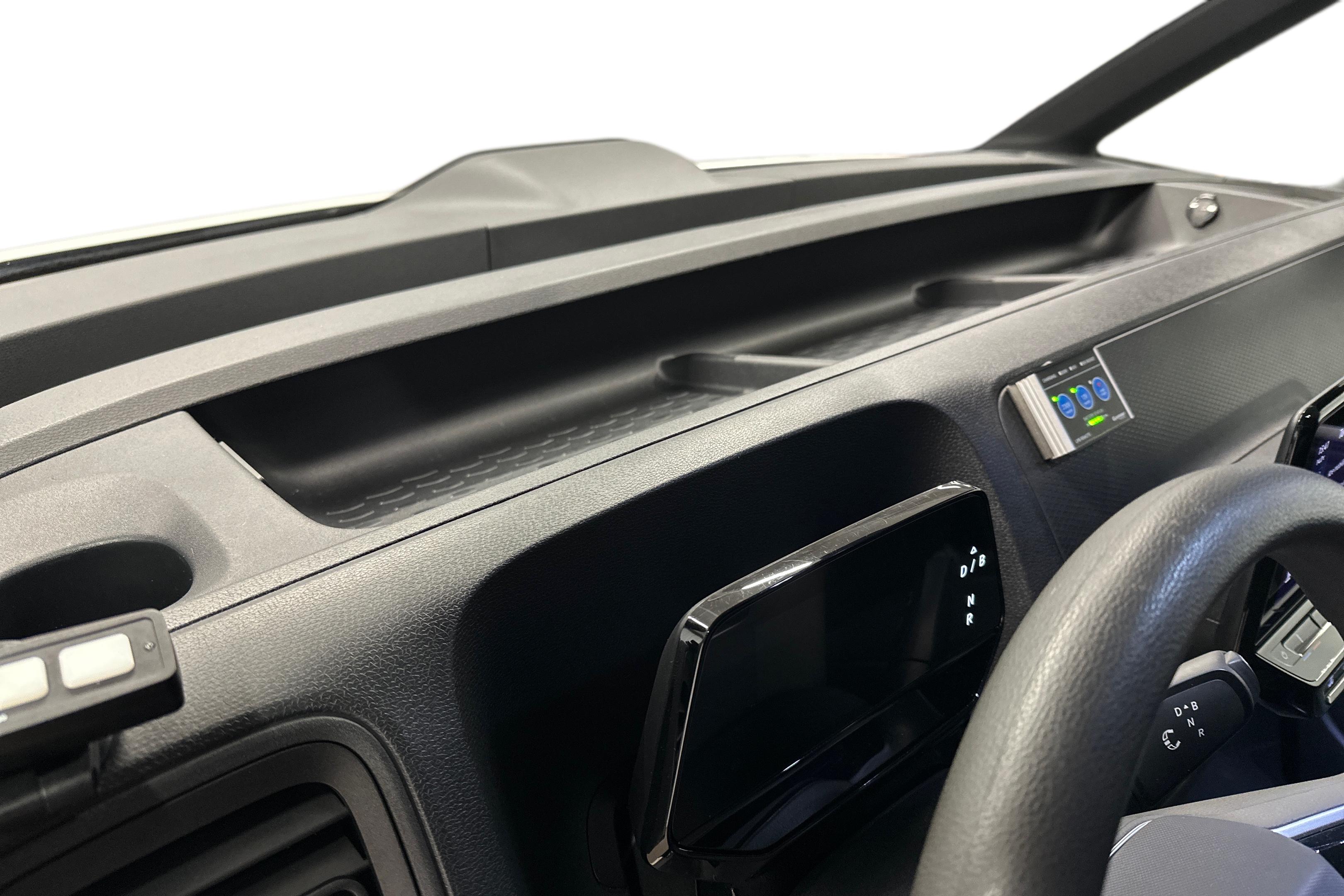 Volkswagen ID. Buzz Cargo 150kW 77 kWh 2024, bild 7/34