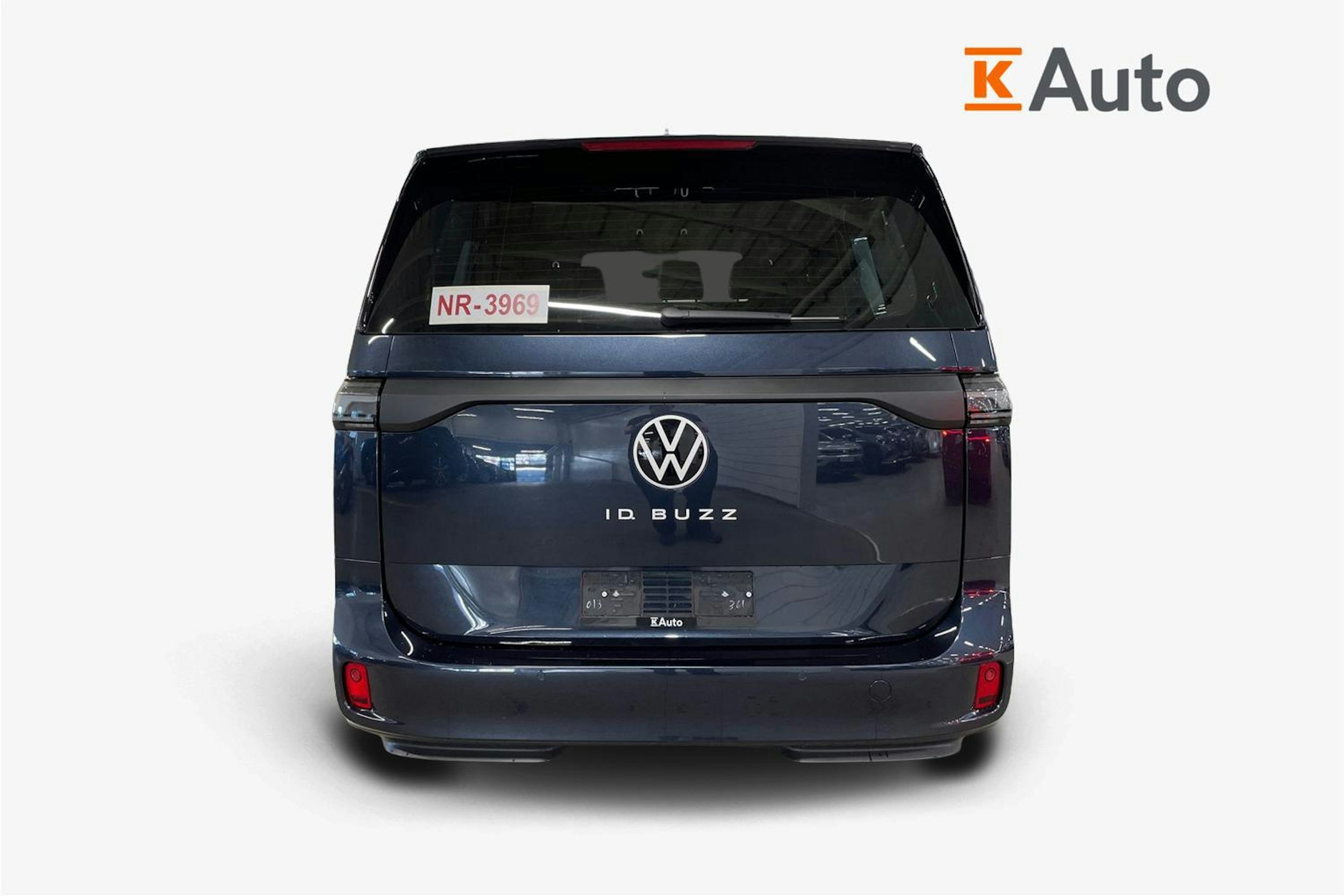sininen Volkswagen ID. Buzz Cargo 2024 kuva 3.