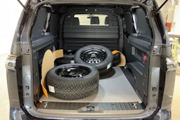 sininen Volkswagen ID. Buzz Cargo 2024 kuva 8.