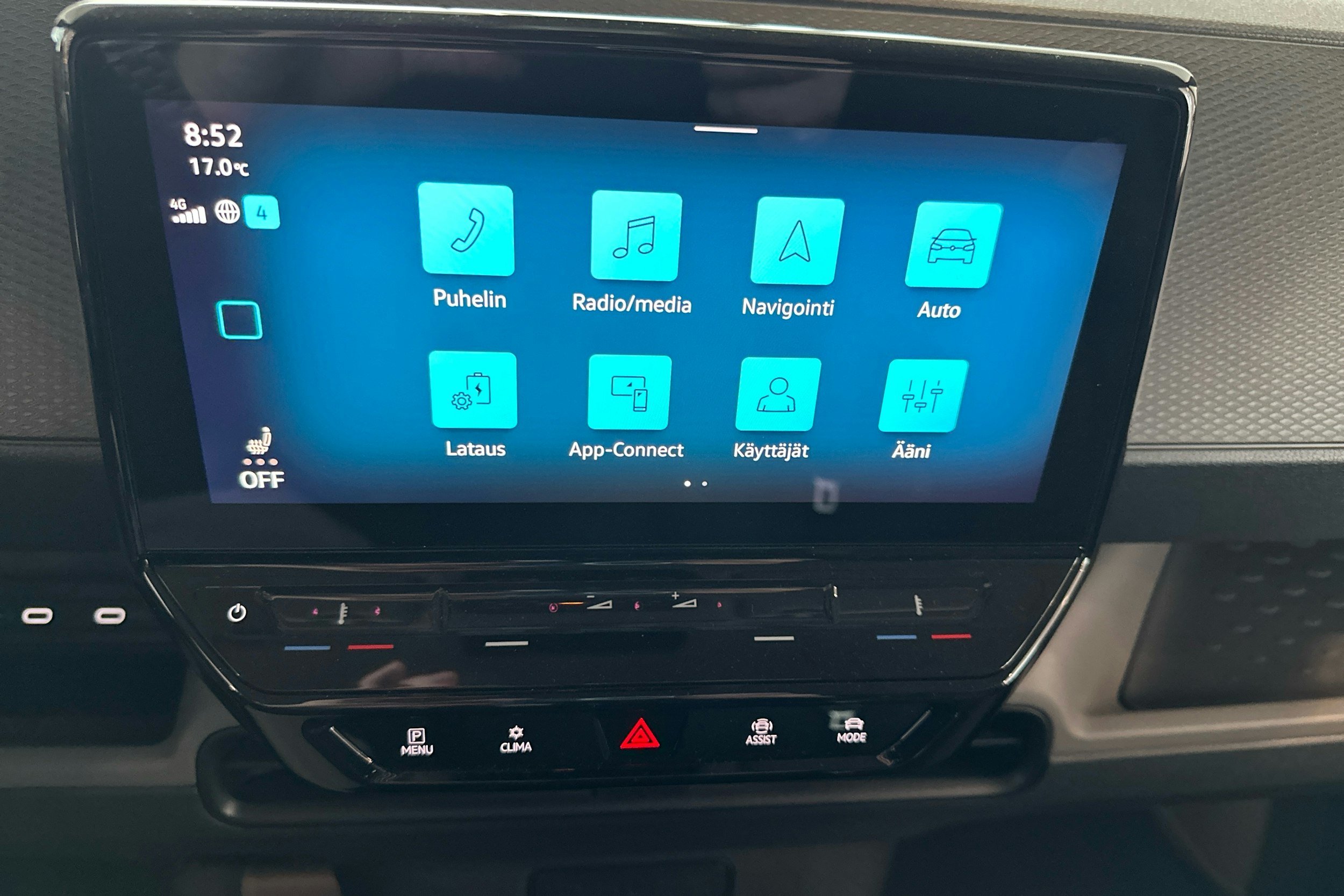 harmaa Volkswagen ID. Buzz Cargo 2025 kuva 12.