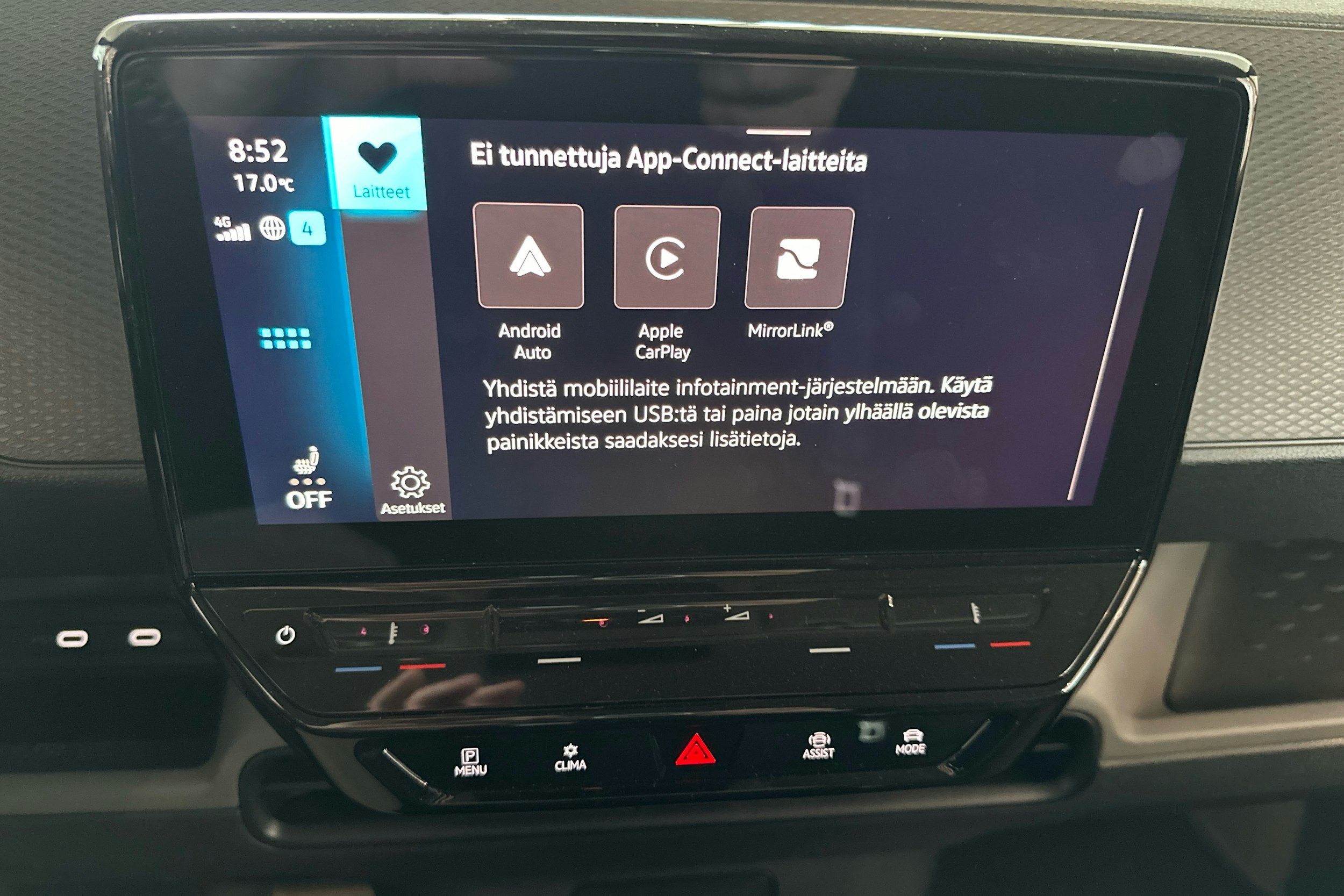 harmaa Volkswagen ID. Buzz Cargo 2025 kuva 13.