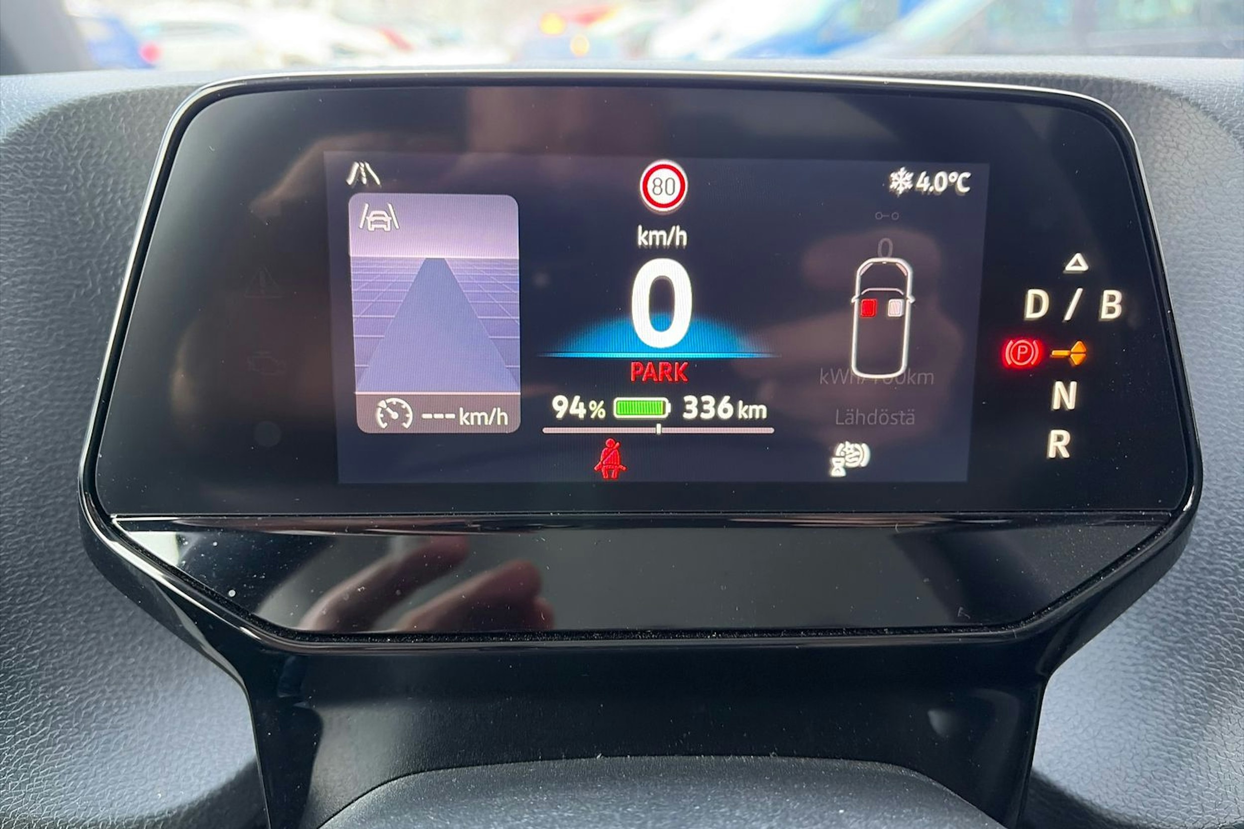 Musta Volkswagen ID. Buzz Cargo 2025 kuva 13.