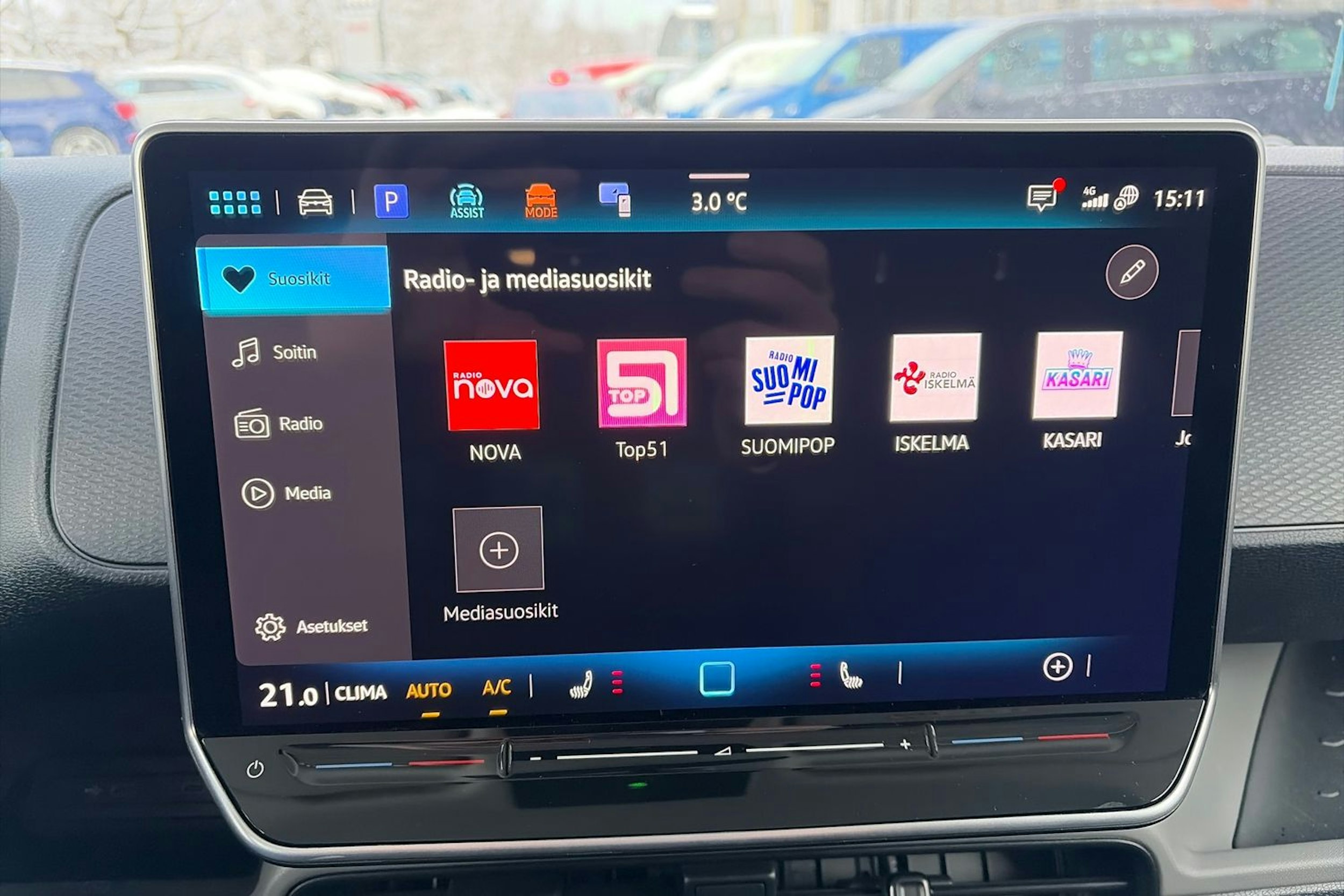 Musta Volkswagen ID. Buzz Cargo 2025 kuva 15.