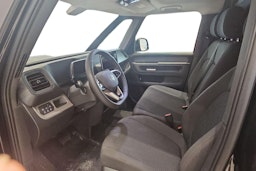 met. musta Volkswagen ID. Buzz Cargo 2025 kuva 8.