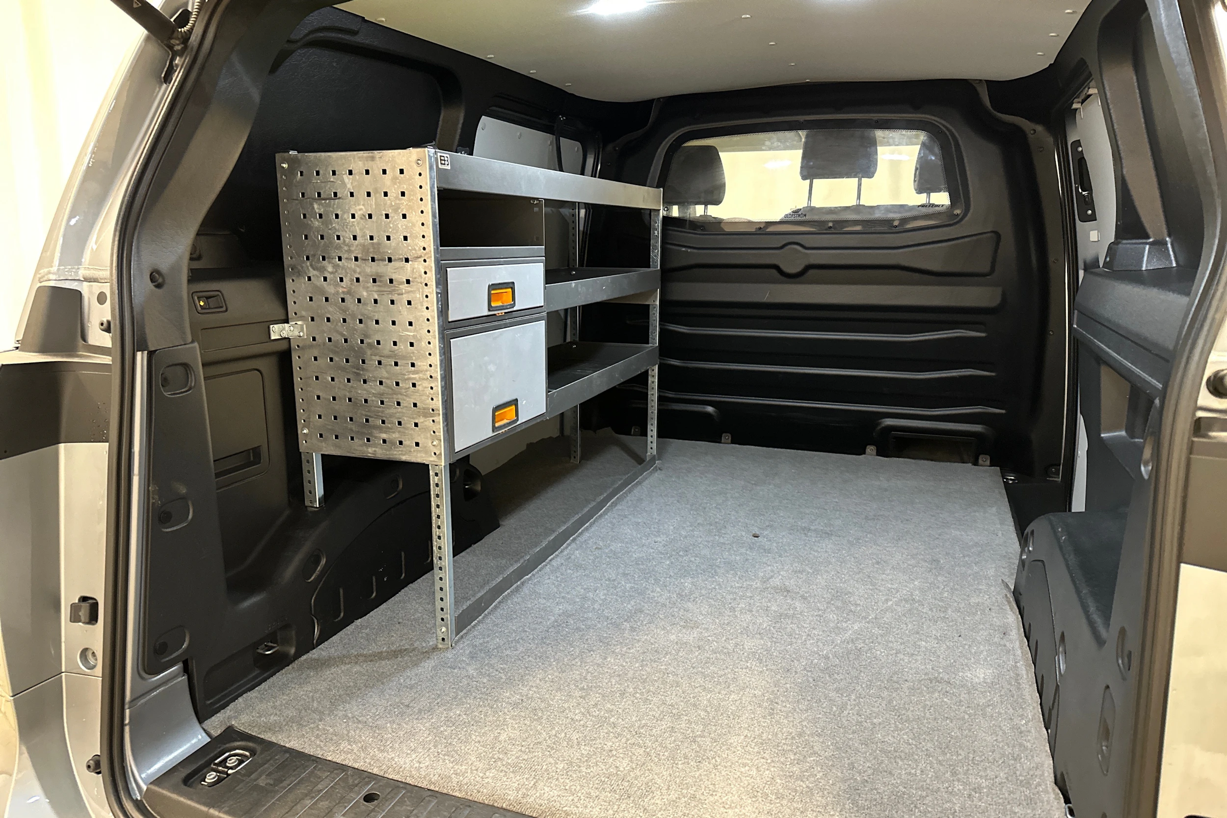 hopea Volkswagen ID. Buzz Cargo 2025 kuva 24.