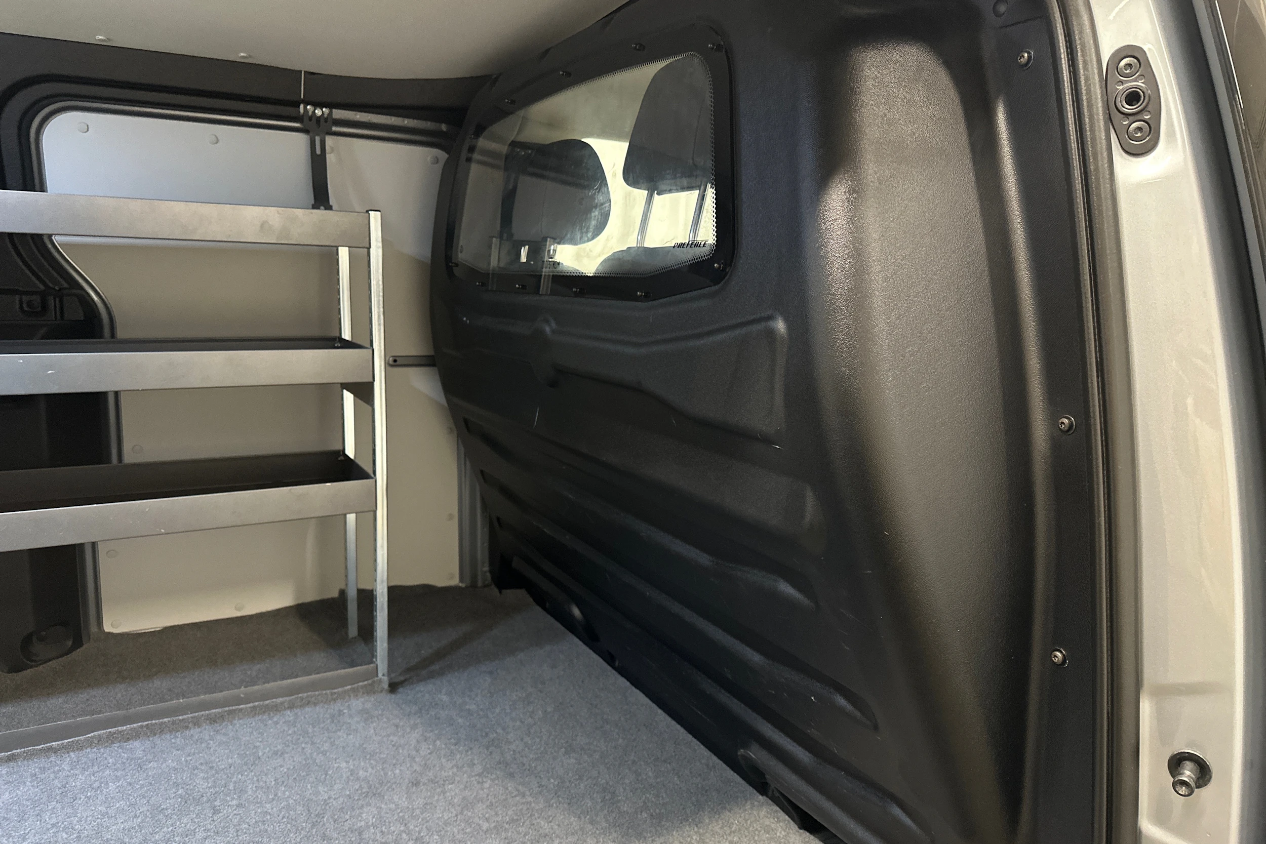 hopea Volkswagen ID. Buzz Cargo 2025 kuva 26.
