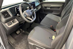 harmaa Volkswagen ID. Buzz Cargo 2025 kuva 3.