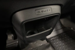 valkoinen Volkswagen ID. Buzz Cargo 2025 kuva 24.