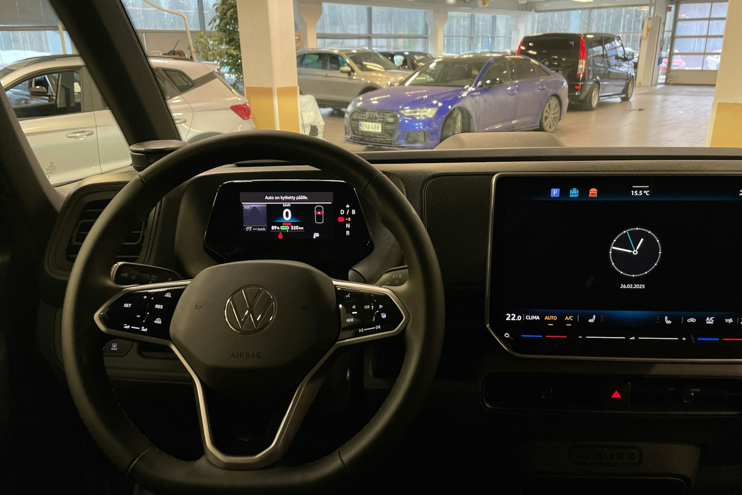 valkoinen Volkswagen ID. Buzz Cargo 2025 kuva 7.