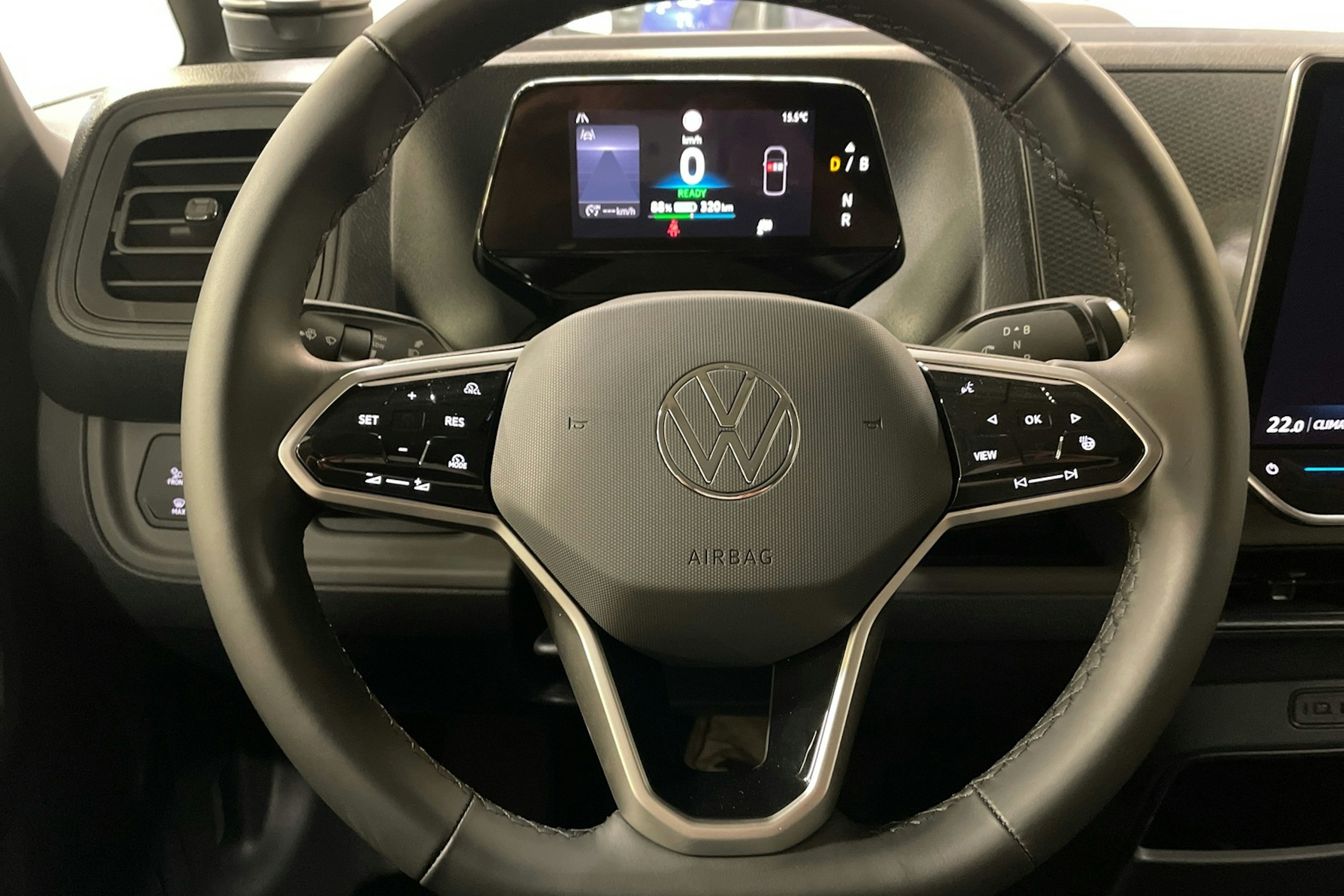 valkoinen Volkswagen ID. Buzz Cargo 2025 kuva 12.