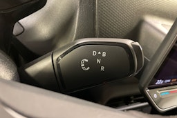 valkoinen Volkswagen ID. Buzz Cargo 2025 kuva 16.