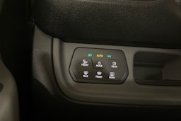 valkoinen Volkswagen ID. Buzz Cargo 2025 kuva 17.