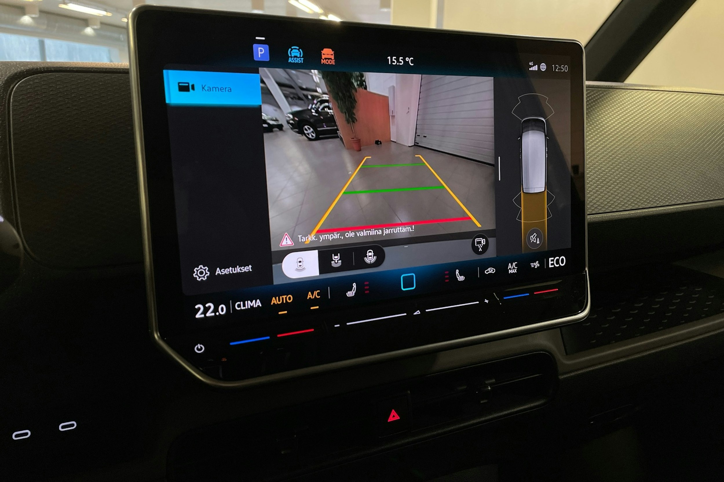 valkoinen Volkswagen ID. Buzz Cargo 2025 kuva 19.