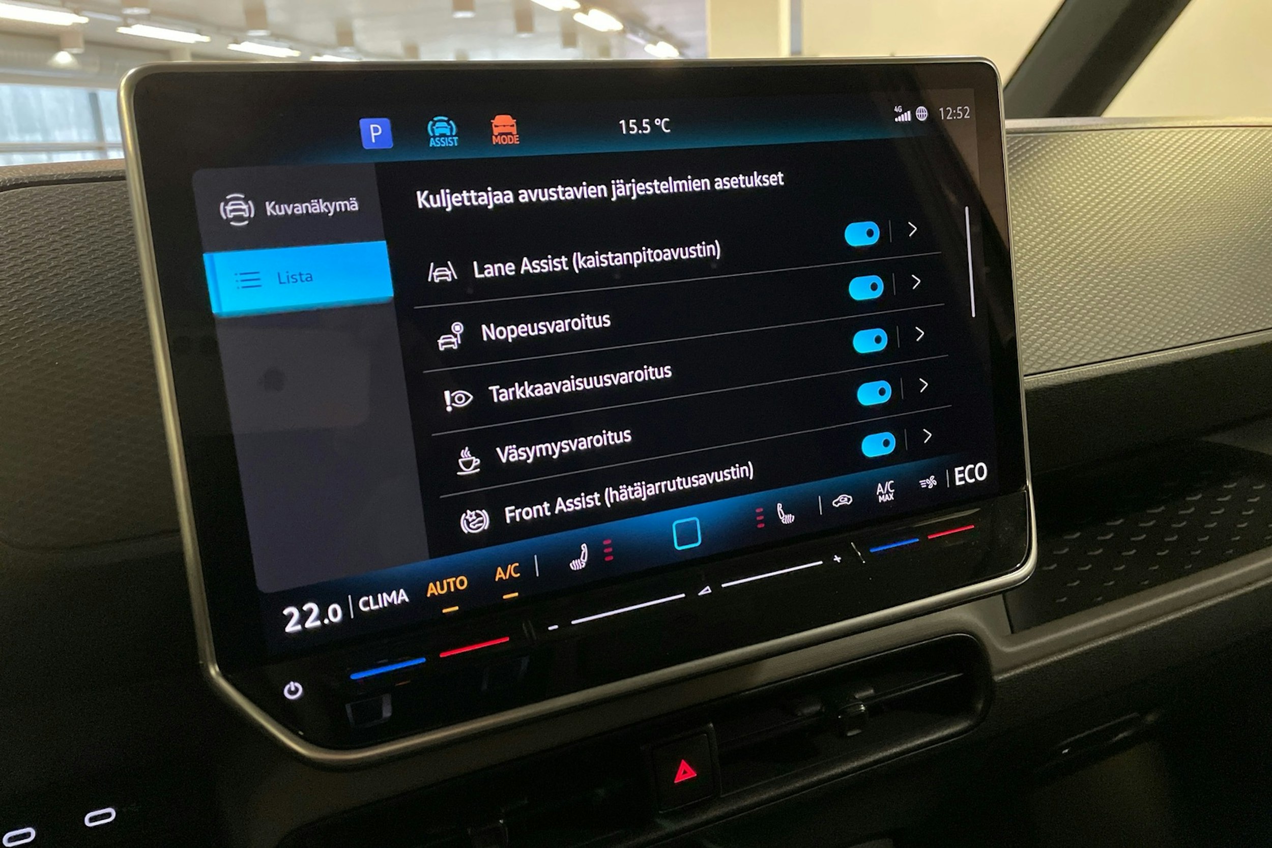 valkoinen Volkswagen ID. Buzz Cargo 2025 kuva 21.