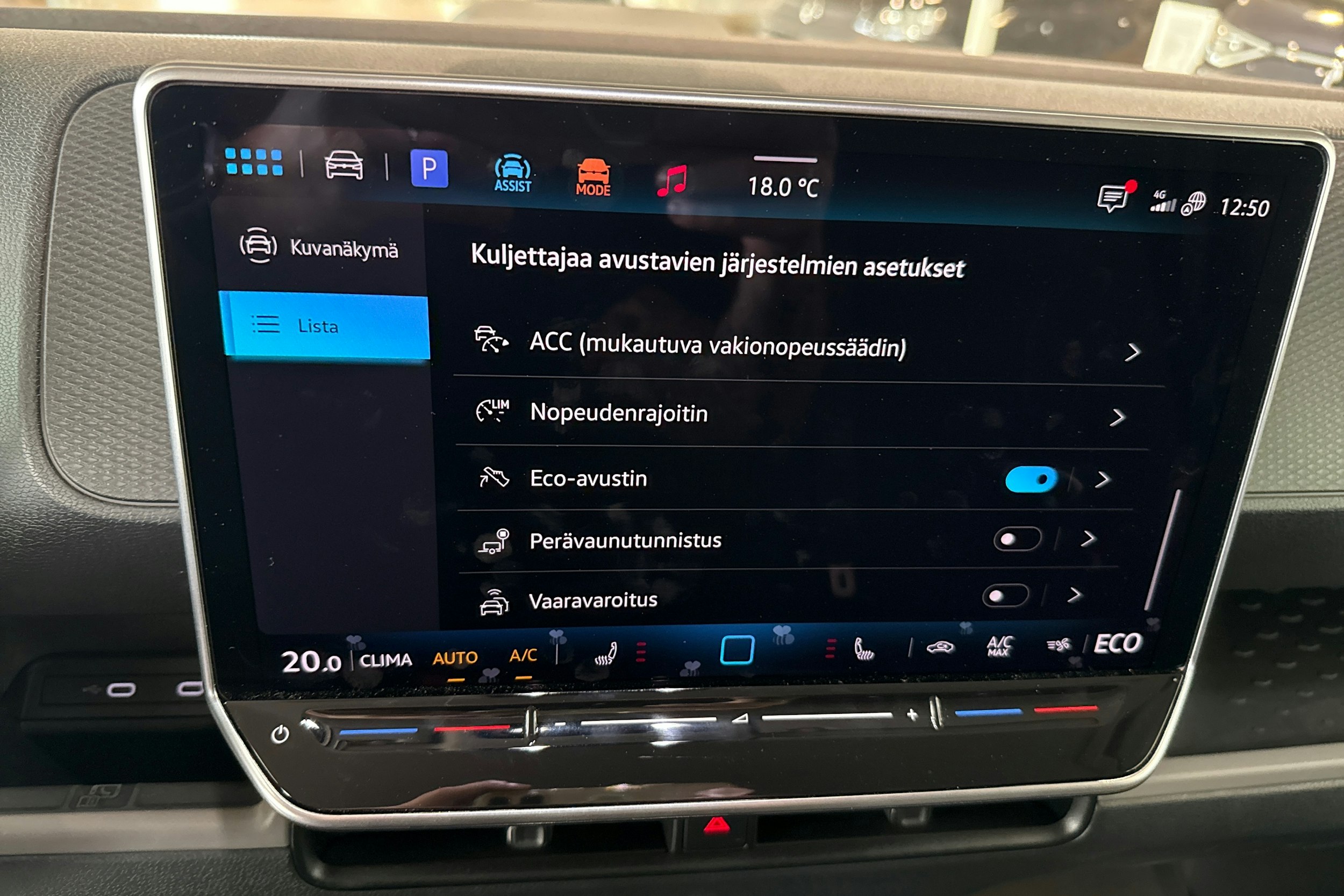Musta Volkswagen ID. Buzz Cargo 2025 kuva 23.