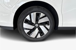 valkoinen Volkswagen ID. Buzz Cargo 2025 kuva 9.