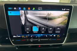 valkoinen Volkswagen ID. Buzz Cargo 2025 kuva 18.