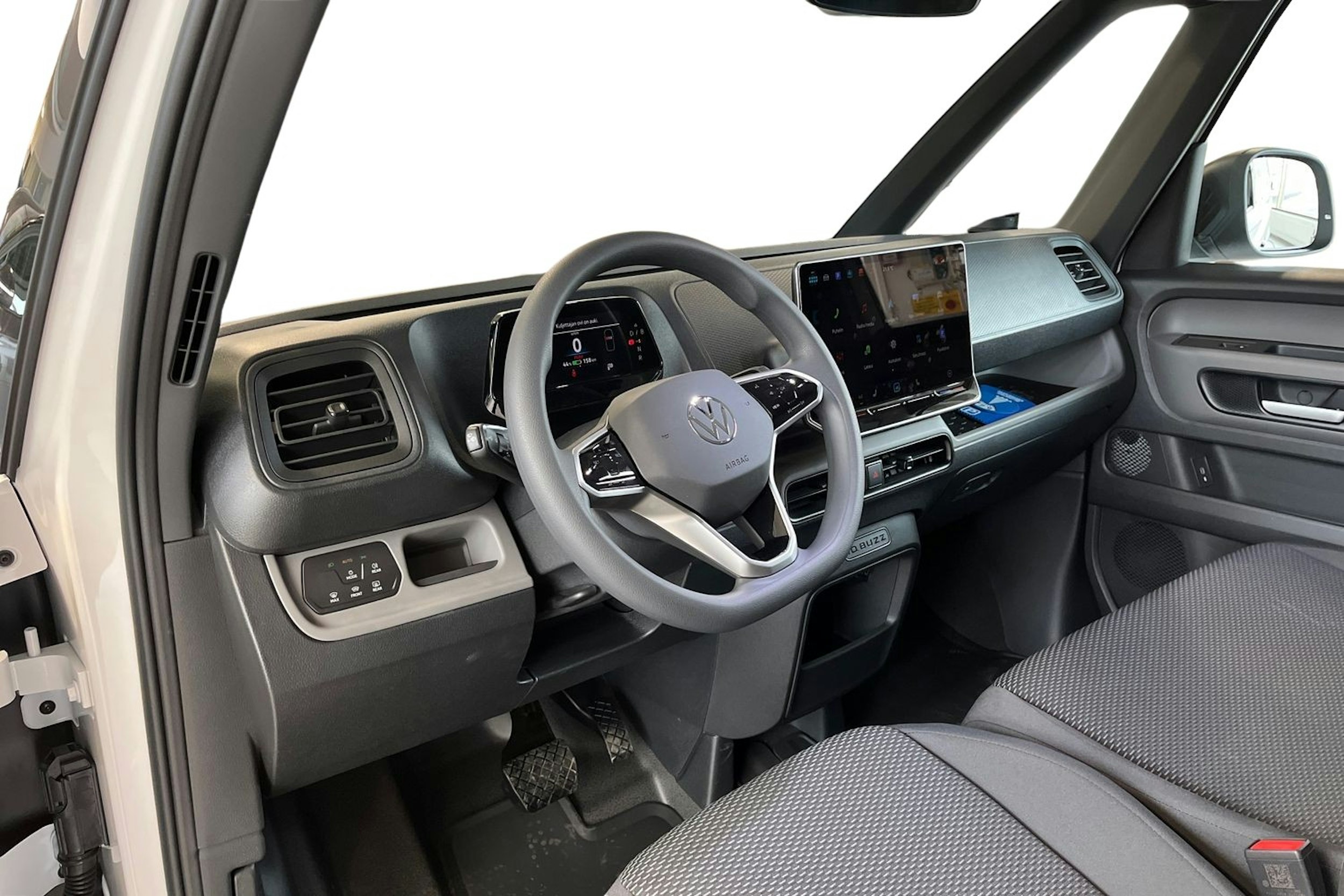 valkoinen Volkswagen ID. Buzz Cargo 2025 kuva 5.