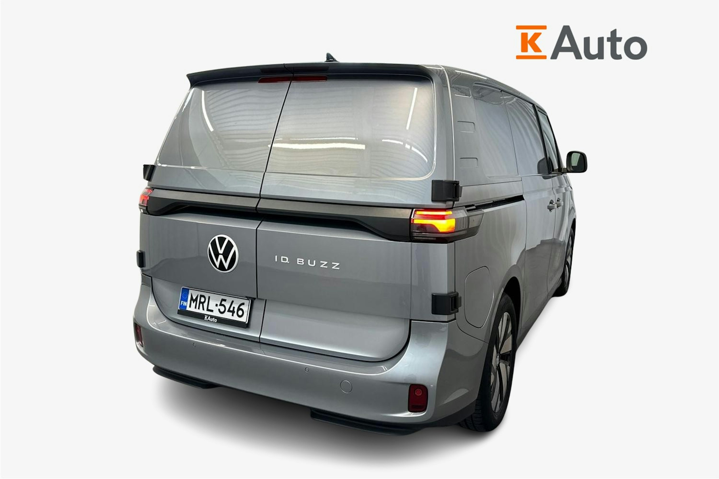 harmaa Volkswagen ID. Buzz Cargo 2025 kuva 2.