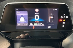 harmaa Volkswagen ID. Buzz Cargo 2025 kuva 19.