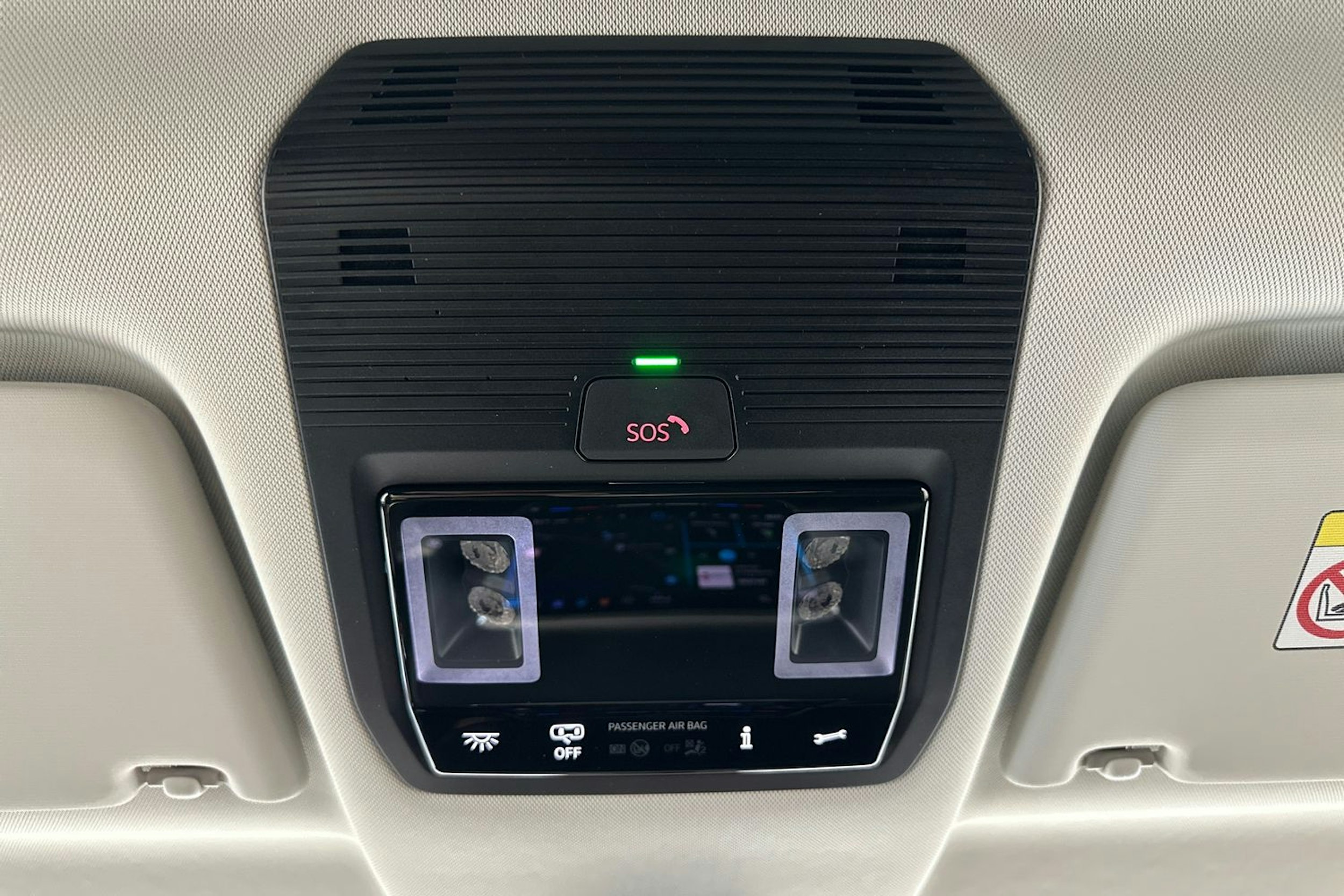 harmaa Volkswagen ID. Buzz Cargo 2025 kuva 26.