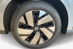 met. harmaa Volkswagen ID. Buzz Cargo 2025 kuva 11.