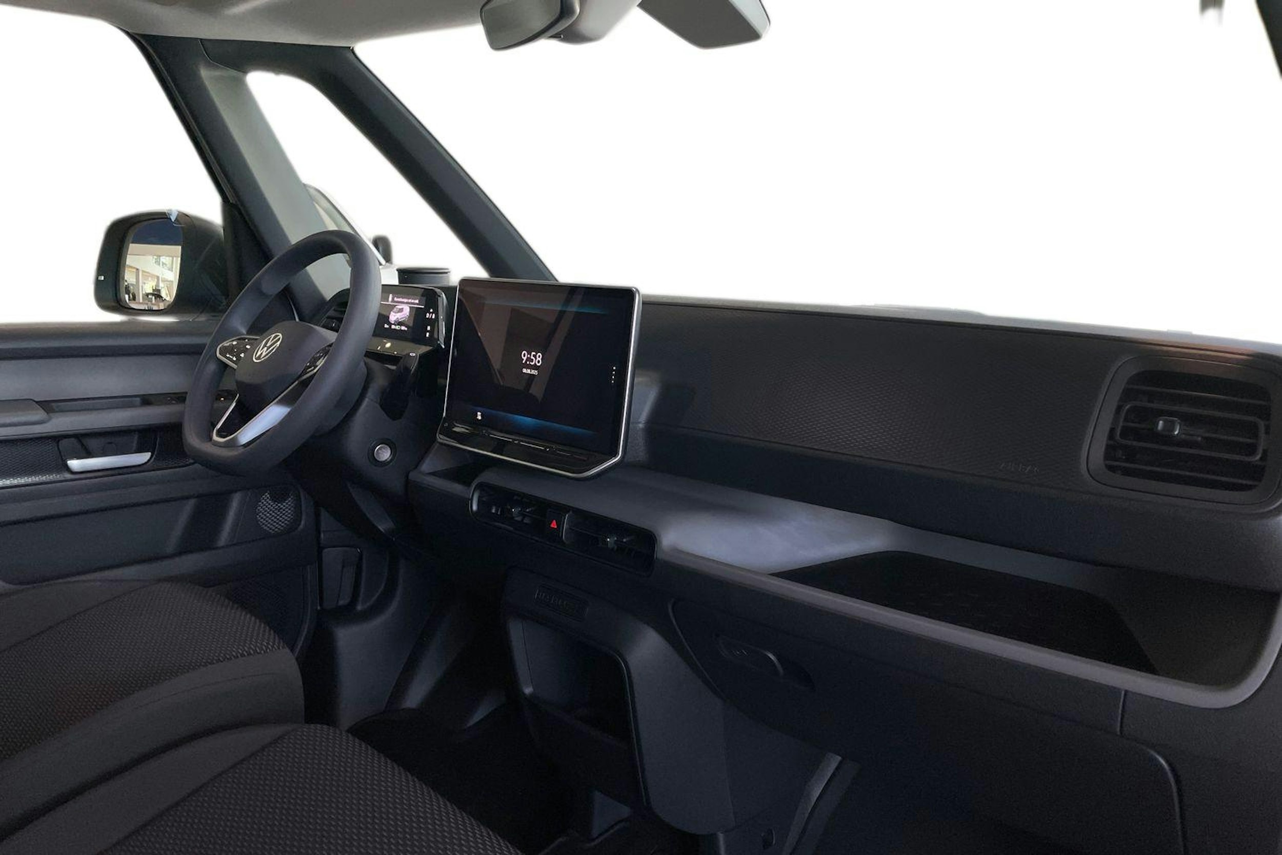 valkoinen Volkswagen ID. Buzz Cargo 2025 kuva 9.