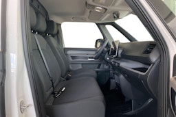 valkoinen Volkswagen ID. Buzz Cargo 2025 kuva 10.