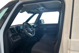 valkoinen Volkswagen ID. Buzz Cargo 2025 kuva 6.