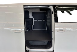 valkoinen Volkswagen ID. Buzz Cargo 2025 kuva 8.