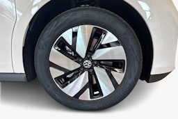 valkoinen Volkswagen ID. Buzz Cargo 2025 kuva 9.