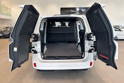 valkoinen Volkswagen ID. Buzz Cargo 2025 kuva 10.